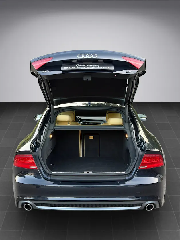 AUDI A7 Sportback 3.0 TDI quattro S-tronic * S line *