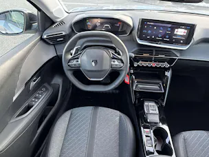 PEUGEOT 208 1.2 MHEV 110 Allure Automat