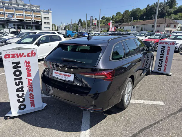 SKODA Octavia Combi 2.0 TDi Selection DSG-Automat