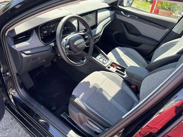 SKODA Octavia Combi 2.0 TDi Selection DSG-Automat