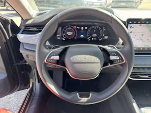SKODA Octavia Combi 2.0 TDi Selection DSG-Automat