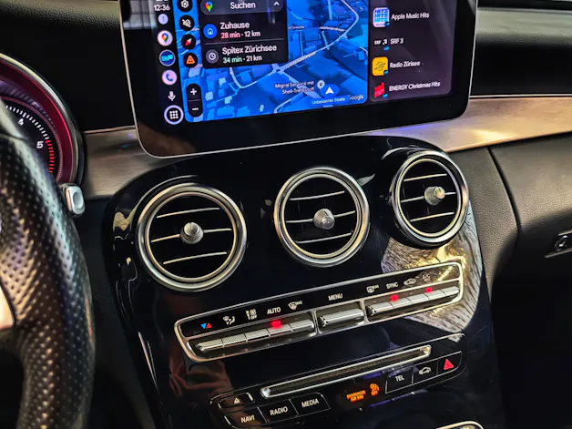 MERCEDES-BENZ C 250 d AMG Line 4m Kombi