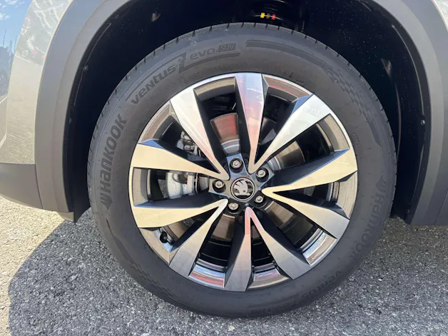 SKODA Kodiaq 2.0 TDi Selection 4x4 DSG-Automat