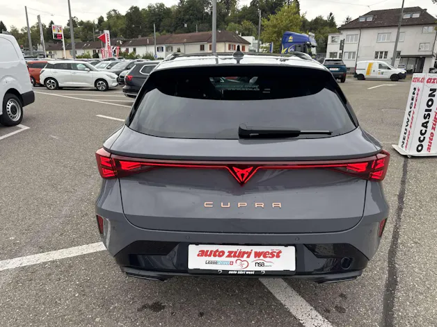 CUPRA LEON ST 1.5 eTSi DSG-Automat