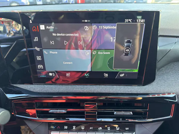 RENAULT Clio 1.2 TCe Evolution NEUES MODELL EDC-Automat