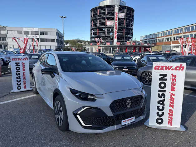 RENAULT Clio 1.2 TCe Evolution NEUES MODELL EDC-Automat