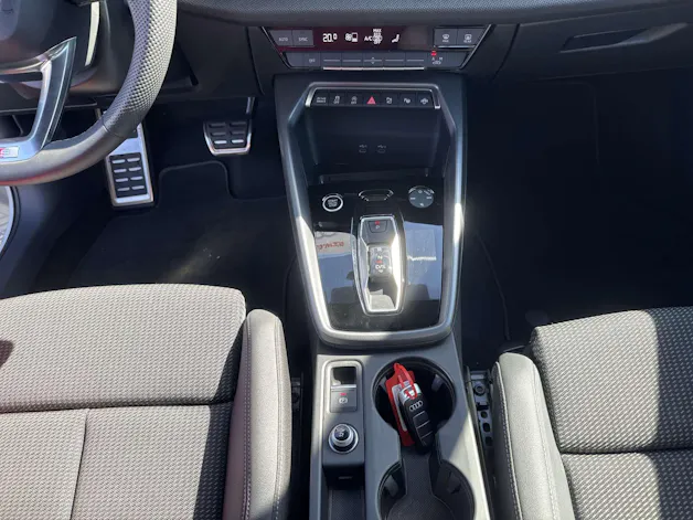 AUDI A3 Limousine 35 TDi S-Line S-Tronic Automat
