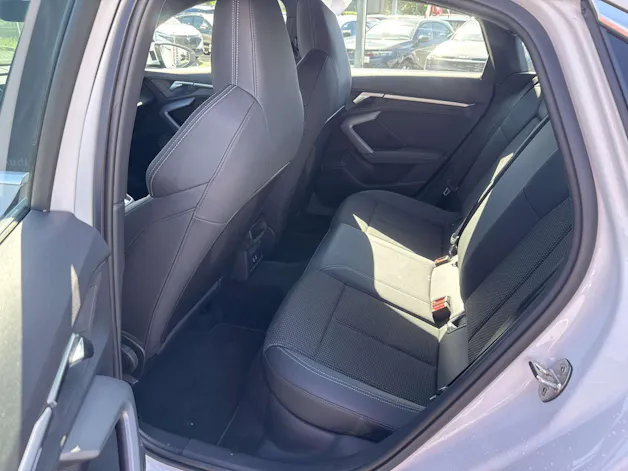 AUDI A3 Limousine 35 TDi S-Line S-Tronic Automat