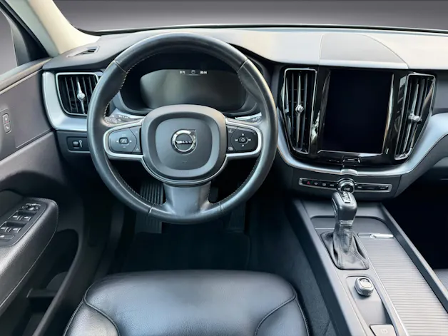 VOLVO XC60 D4 AWD Momentum Geartronic * 190PS *