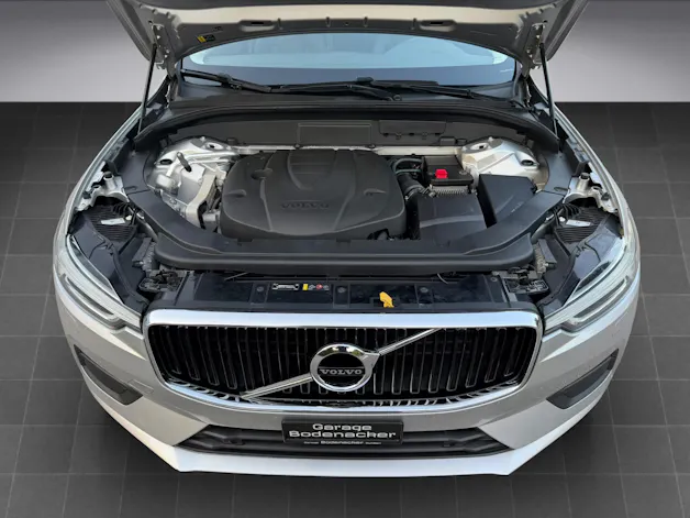 VOLVO XC60 D4 AWD Momentum Geartronic * 190PS *
