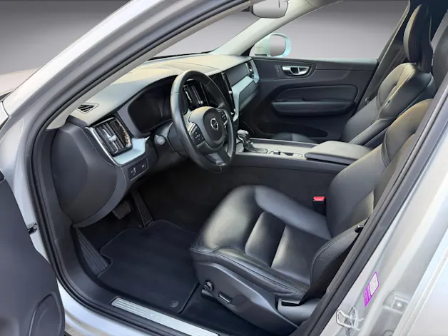 VOLVO XC60 D4 AWD Momentum Geartronic * 190PS *