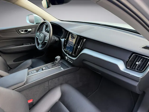 VOLVO XC60 D4 AWD Momentum Geartronic * 190PS *