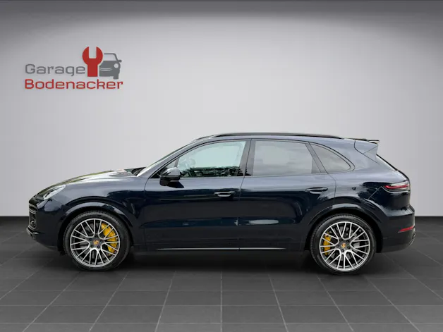 PORSCHE Cayenne Turbo 4.0 V8 Benzin 550PS