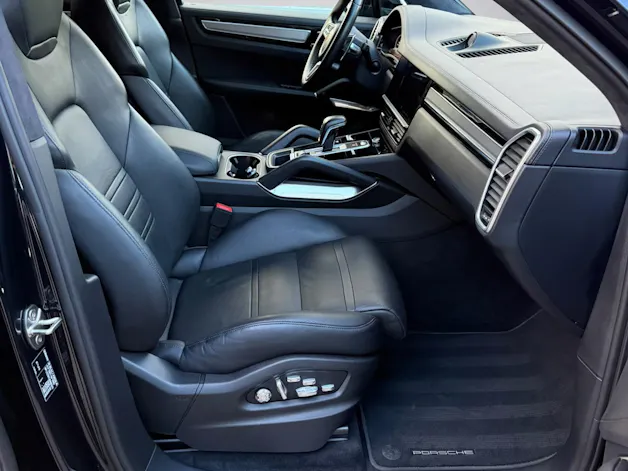 PORSCHE Cayenne Turbo 4.0 V8 Benzin 550PS