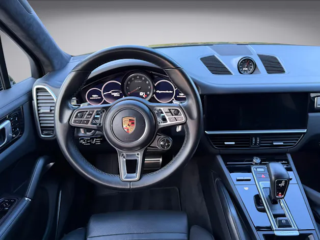 PORSCHE Cayenne Turbo 4.0 V8 Benzin 550PS