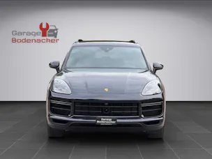 PORSCHE Cayenne Turbo 4.0 V8 Benzin 550PS