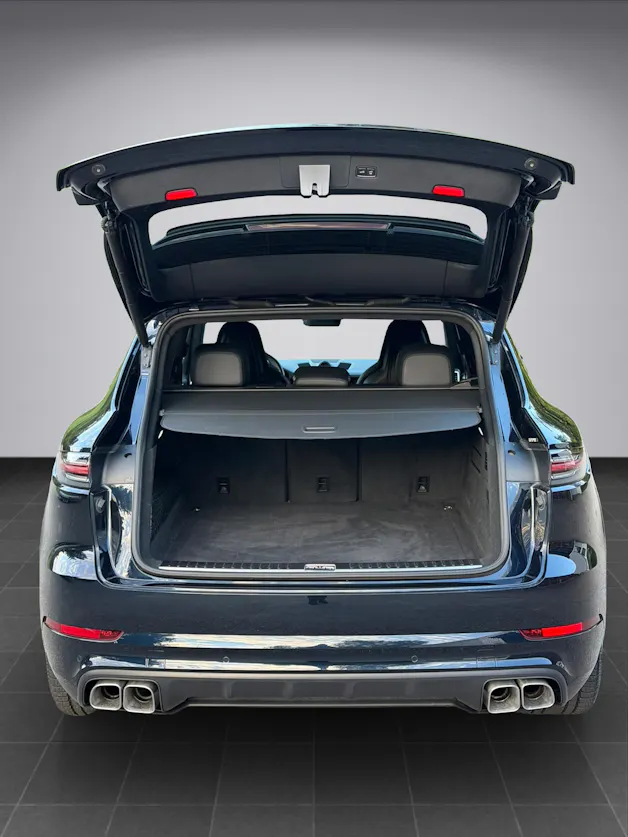 PORSCHE Cayenne Turbo 4.0 V8 Benzin 550PS
