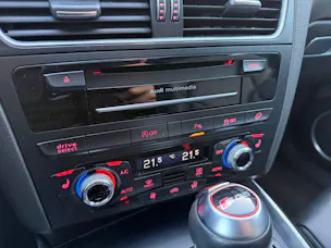 AUDI SQ5 3.0 TDI quattro tiptronic * B&O * AHK * Pano *