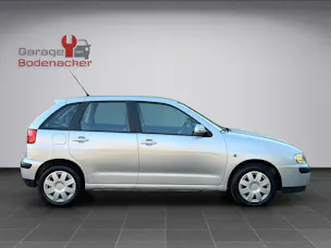 SEAT Ibiza 1.4 Signo * aus 1. Hand * Frisch ab Service mit Zahnriemen *