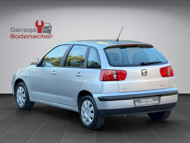 SEAT Ibiza 1.4 Signo * aus 1. Hand * Frisch ab Service mit Zahnriemen *