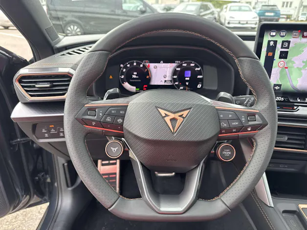 CUPRA LEON ST 1.5 eTSi DSG-Automat
