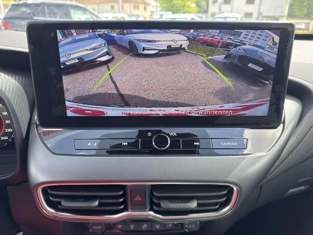 NISSAN Juke 1.0 DIG-T N-Connecta DCT-Automat