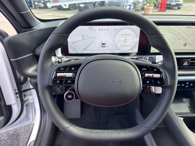 HYUNDAI Ioniq 6 77kWh Plus Line 325PS 4WD Automat