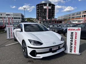 HYUNDAI Ioniq 6 77kWh Plus Line 325PS 4WD Automat