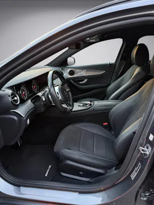 MERCEDES-BENZ E 200 d AMG Line 9G-Tronic * Night-Paket *
