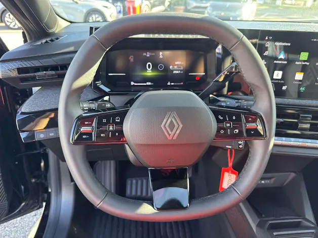 RENAULT Clio 1.2 TCe Evolution NEUES MODELL EDC-Automat