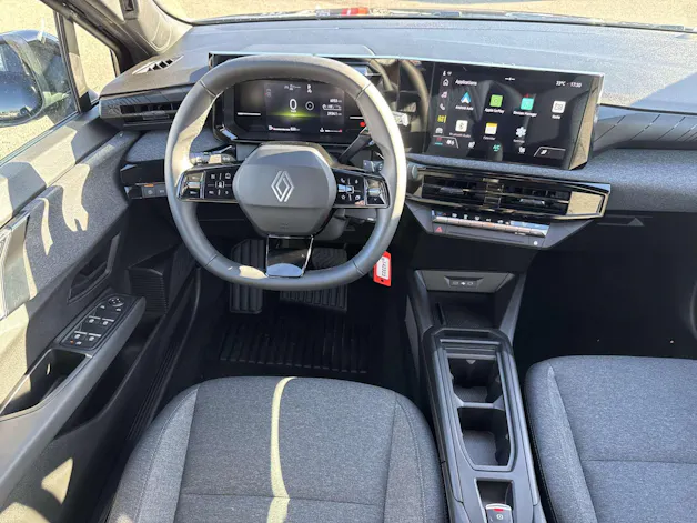 RENAULT Clio 1.2 TCe Evolution NEUES MODELL EDC-Automat