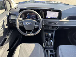 FORD Tourneo Courier 1.0 EcoBoost Titanium Automat