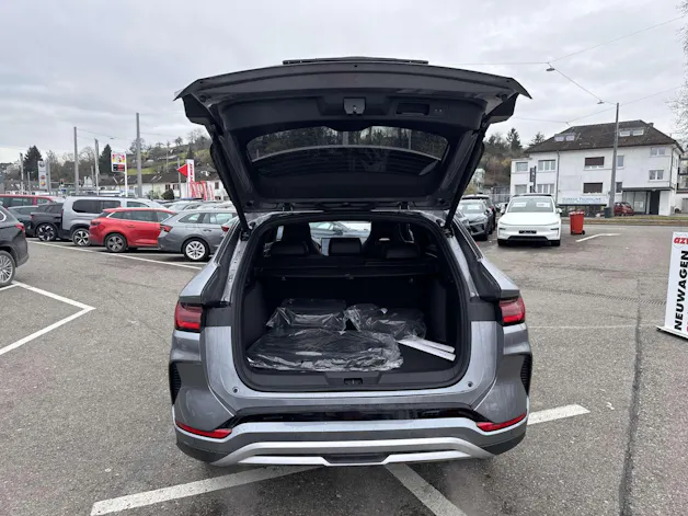 BYD Seal U DM-i PHEV Design AWD 324PS Automat