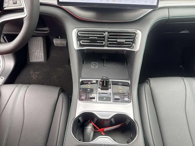 BYD Seal U DM-i PHEV Design AWD 324PS Automat