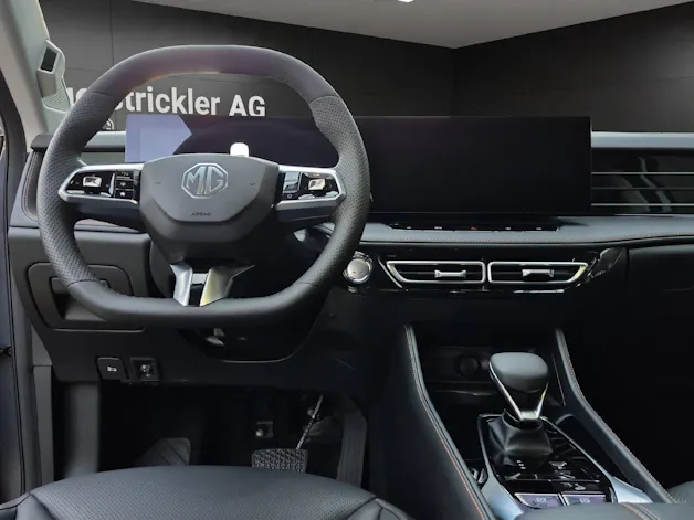 MG HS 1.5 Hybrid Luxury