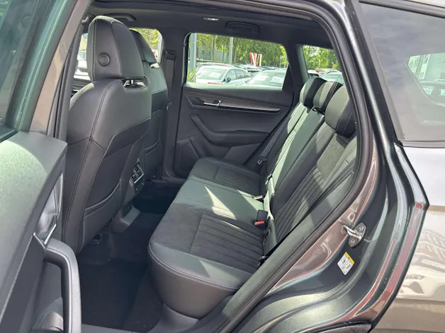 SKODA Karoq 2.0 TSi SportLine 4x4 DSG-Automat