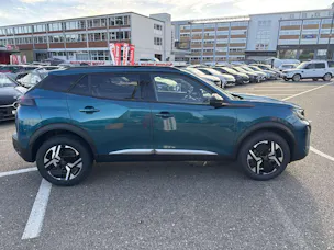 PEUGEOT 2008 1.2 145 MHEV Allure Automat