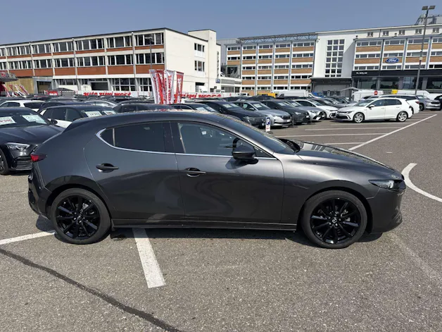 MAZDA 3 Hatchback SKYACTIV-X MHybrid 186 Revolution AWD Automat