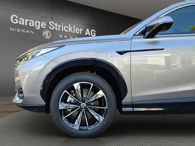 MG HS 1.5 Hybrid Luxury