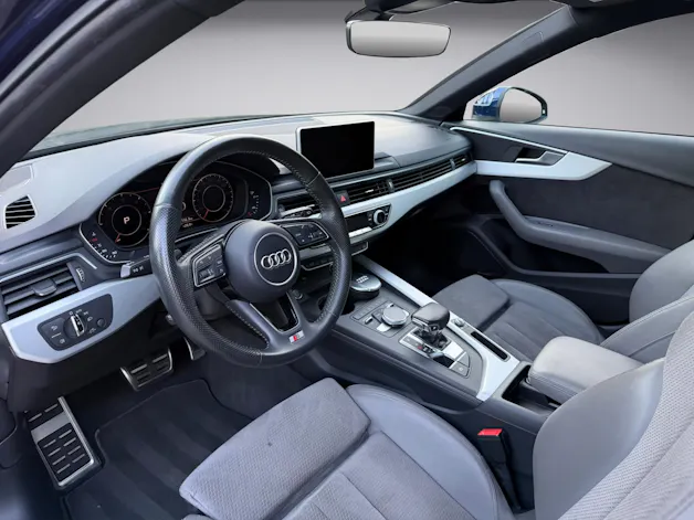 AUDI A4 Avant 3.0 TDI Sport S-tronic * S Line *