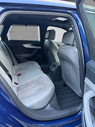 AUDI A4 Avant 3.0 TDI Sport S-tronic * S Line *