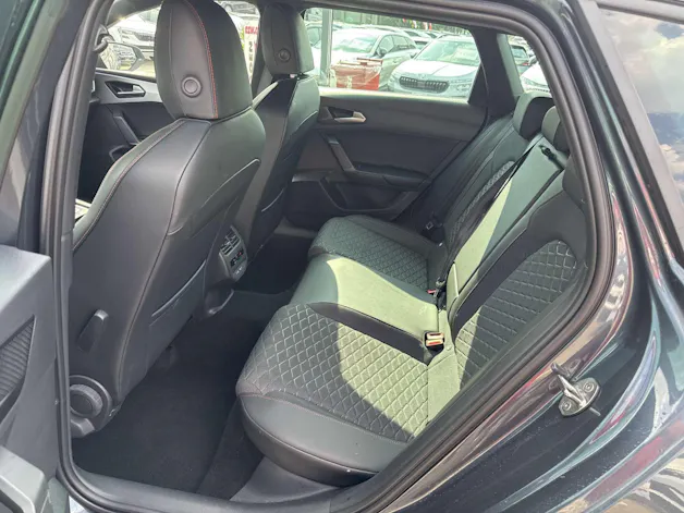 SEAT Leon ST 1.5 eTSi mHEV FR DSG-Automat