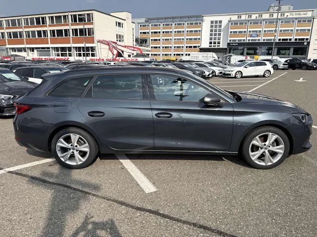 SEAT Leon ST 1.5 eTSi mHEV FR DSG-Automat