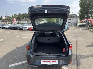 SEAT Leon ST 1.5 eTSi mHEV FR DSG-Automat