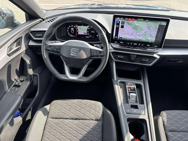 SEAT Leon ST 1.5 eTSi mHEV FR DSG-Automat