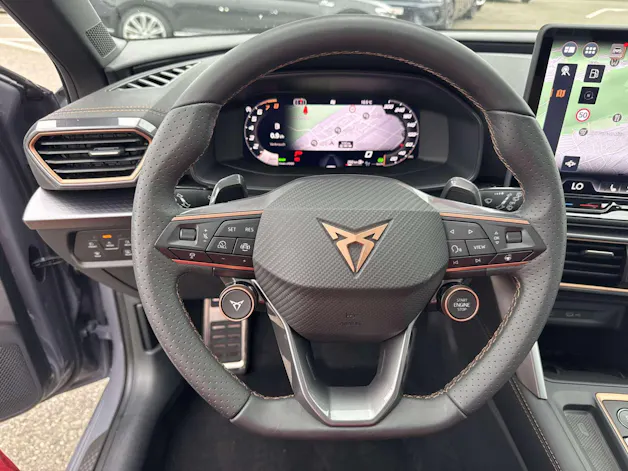 CUPRA LEON ST 1.5 eTSi DSG-Automat