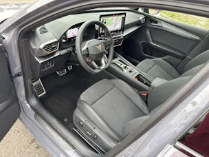 CUPRA LEON ST 1.5 eTSi DSG-Automat