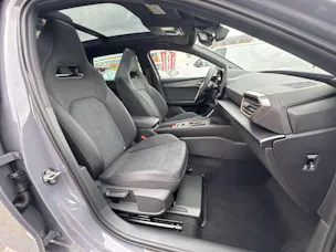 CUPRA LEON ST 1.5 eTSi DSG-Automat