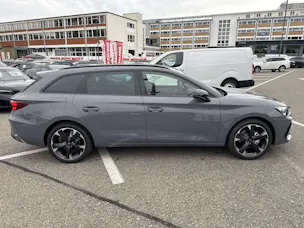CUPRA LEON ST 1.5 eTSi DSG-Automat