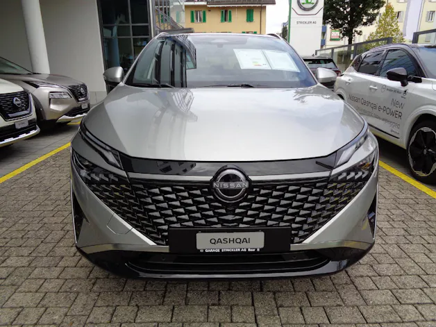 NISSAN Qashqai 1.3 DIG-T Tekna+ 4x4